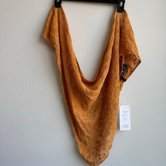 NWT Eileen Fisher 100% Linen Knit Triangle Handkerchief Honey Orange Lightweight - Picture 1 of 4